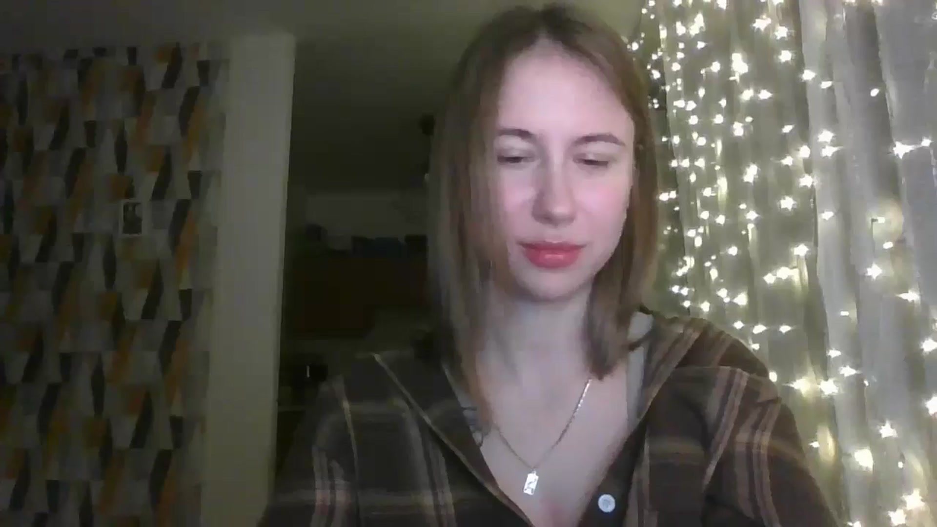 Gallery image thumbnail from Marmelade's myfreecams stream on, 11/12/2024, 24:36 image 14 of 20