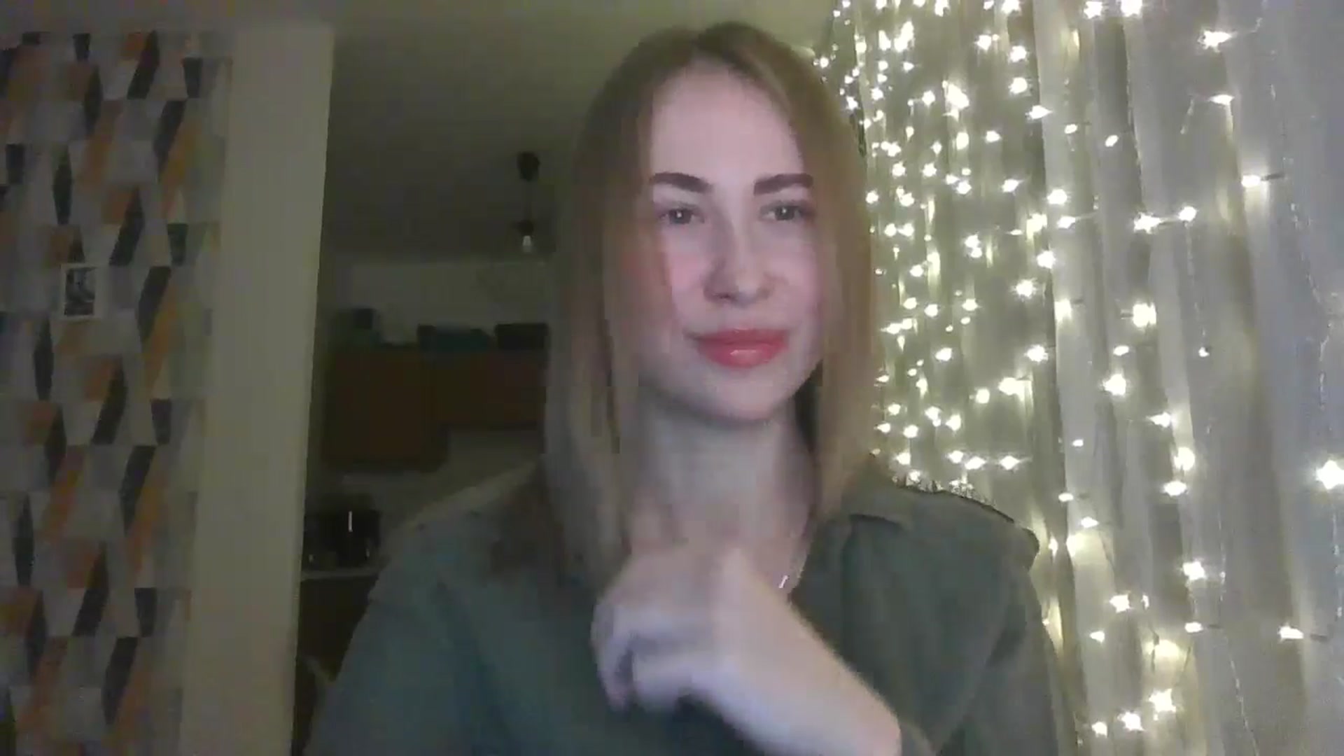 Gallery image thumbnail from Marmelade's myfreecams stream on, 11/13/2024, 20:52 image 9 of 20