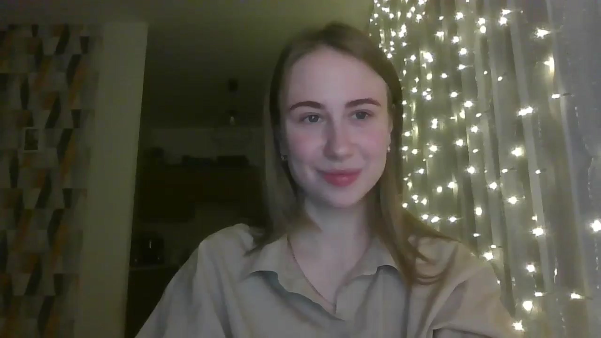 Gallery image thumbnail from Marmelade's myfreecams stream on, 11/14/2024, 23:54 image 9 of 20