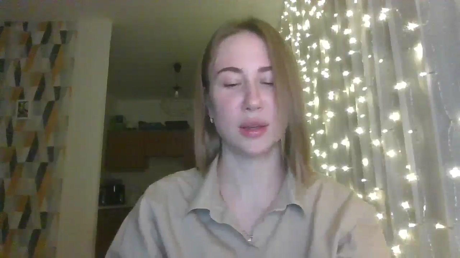 Gallery image thumbnail from Marmelade's myfreecams stream on, 11/14/2024, 23:54 image 6 of 20