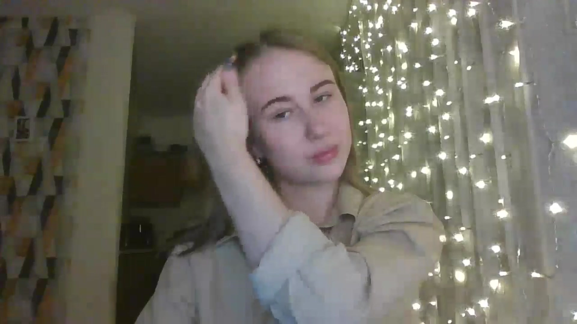 Gallery image thumbnail from Marmelade's myfreecams stream on, 11/14/2024, 23:54 image 19 of 20