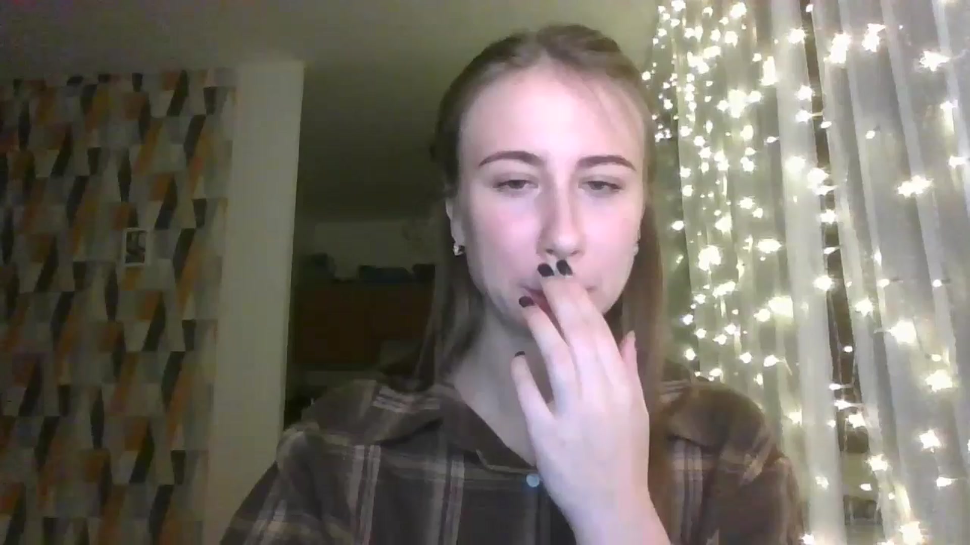 Gallery image thumbnail from Marmelade's myfreecams stream on, 11/16/2024, 23:20 image 12 of 20
