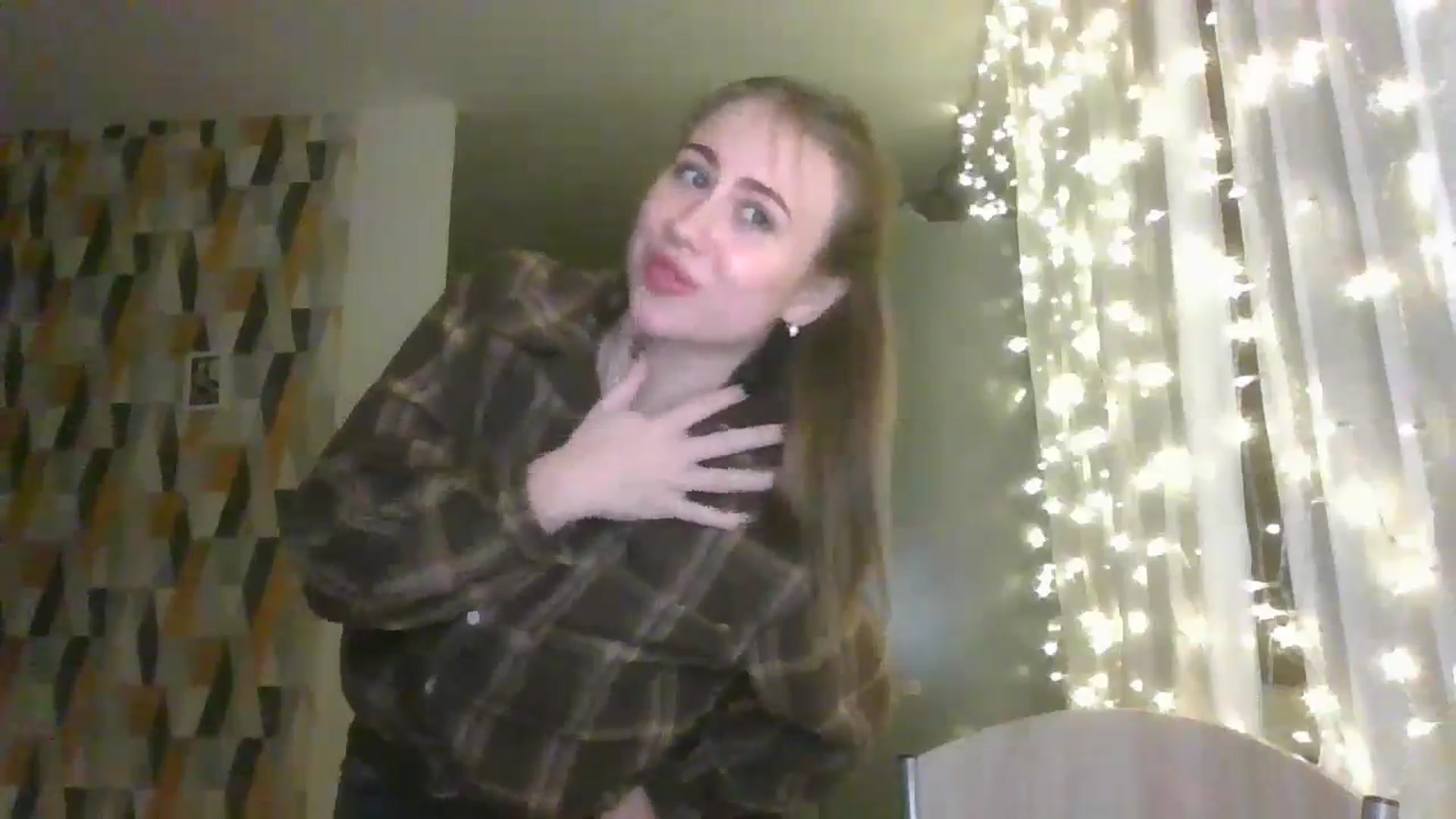 Gallery image thumbnail from Marmelade's myfreecams stream on, 11/17/2024, 24:30 image 13 of 20