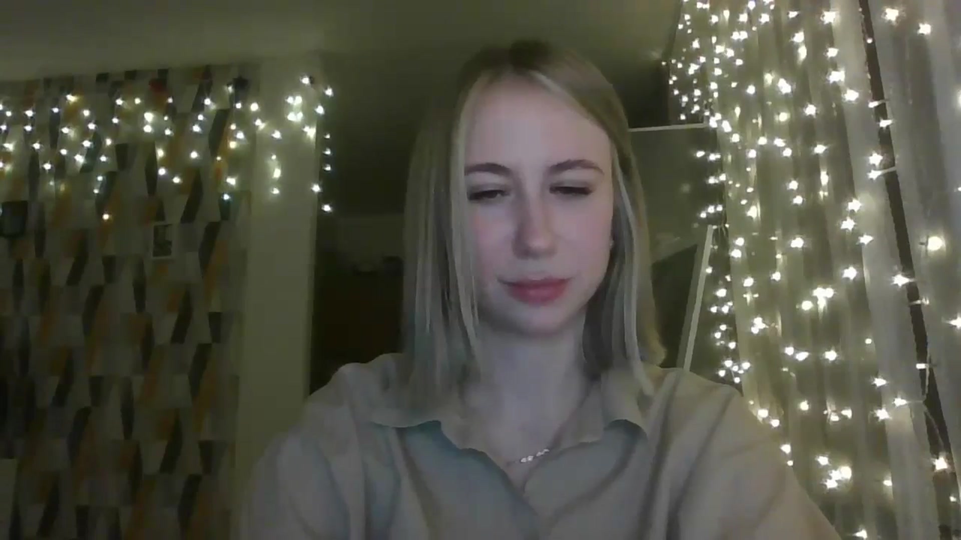 Gallery image thumbnail from Marmelade's myfreecams stream on, 12/07/2024, 21:01 image 9 of 20