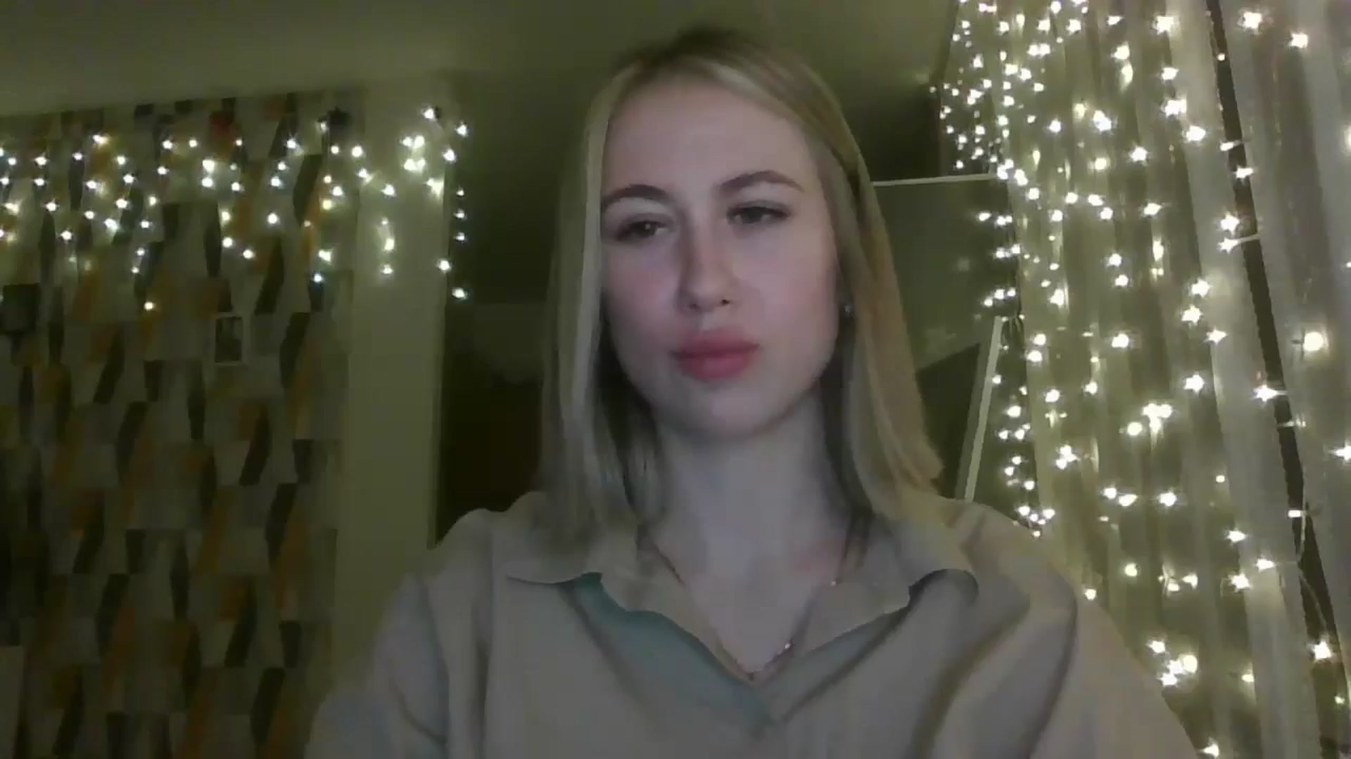 Gallery image thumbnail from Marmelade's myfreecams stream on, 12/07/2024, 21:01 image 18 of 20
