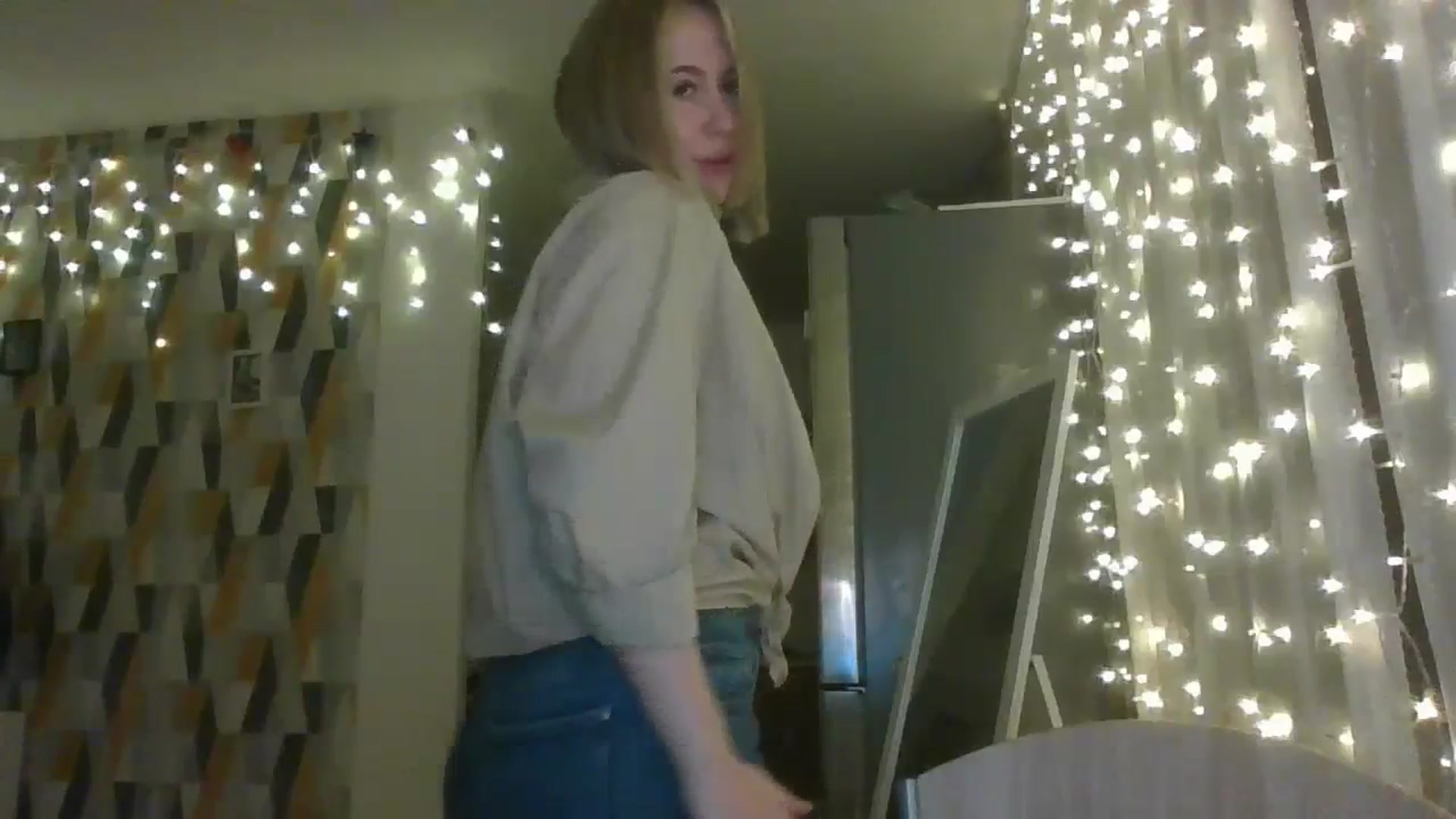Gallery image thumbnail from Marmelade's myfreecams stream on, 12/07/2024, 21:01 image 11 of 20