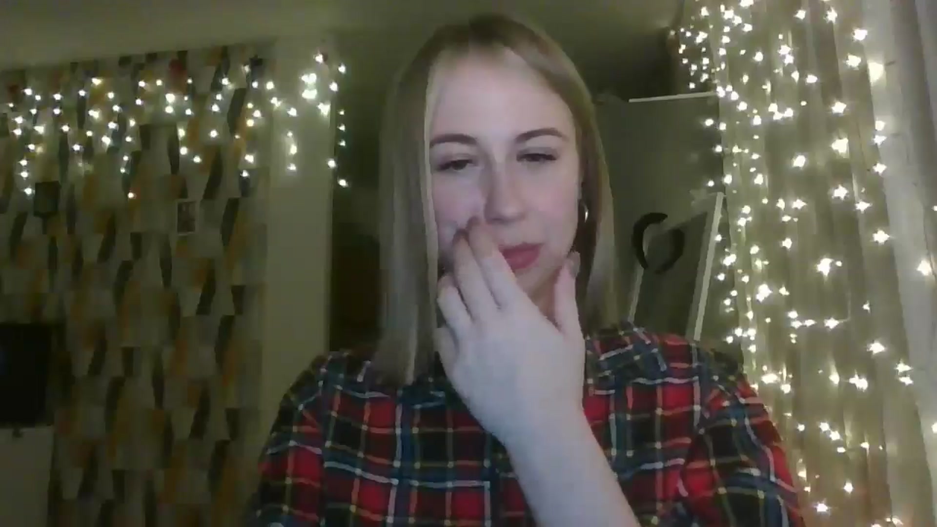 Gallery image thumbnail from Marmelade's myfreecams stream on, 12/13/2024, 19:57 image 14 of 20