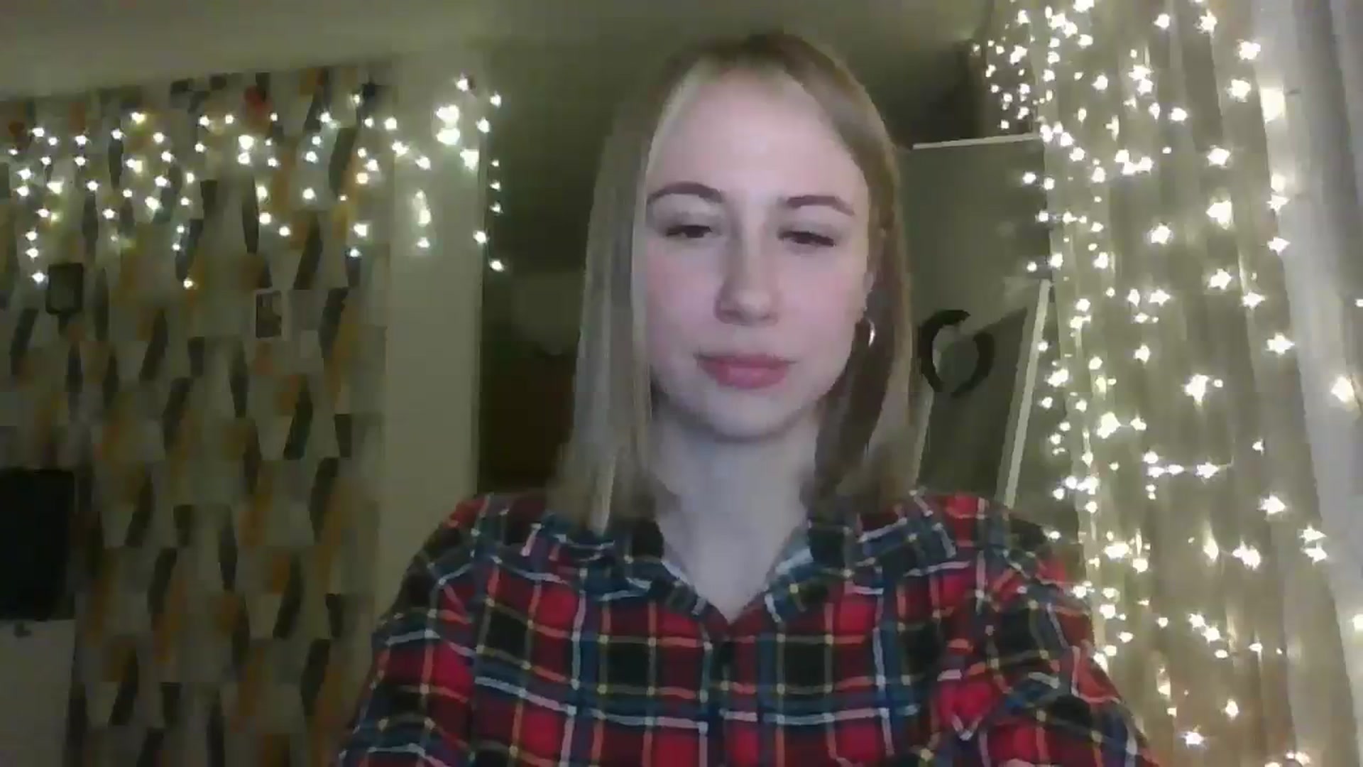 Gallery image thumbnail from Marmelade's myfreecams stream on, 12/13/2024, 19:57 image 6 of 20