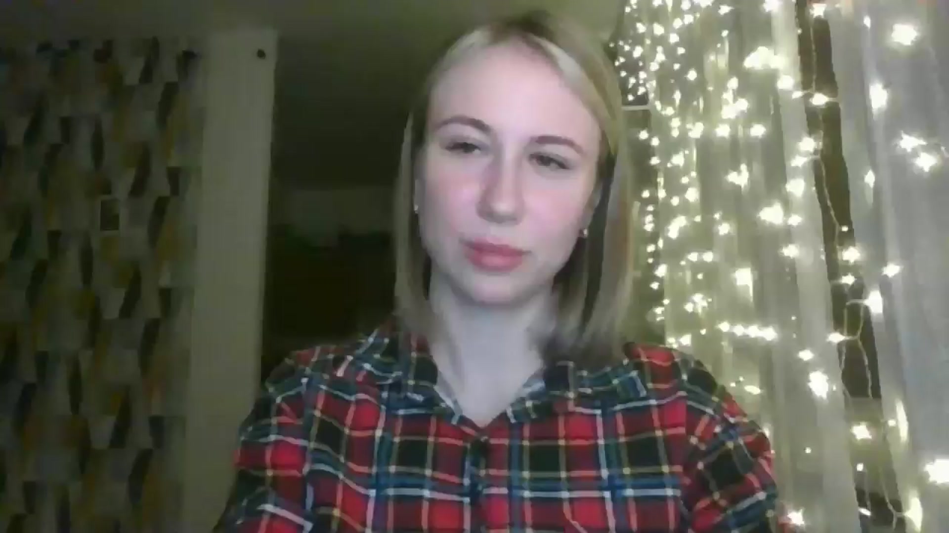 Gallery image thumbnail from Marmelade's myfreecams stream on, 12/20/2024, 23:49 image 6 of 20