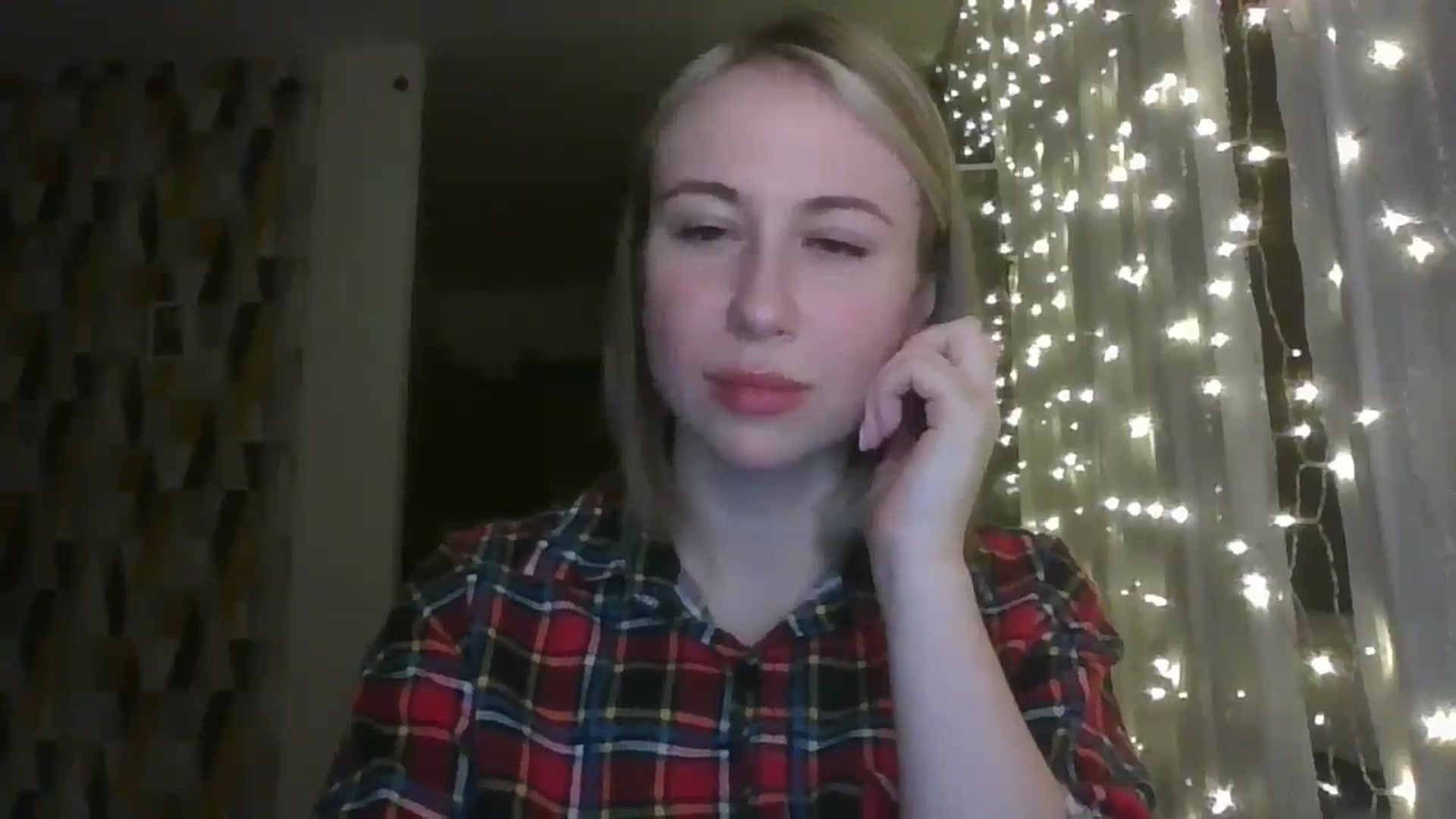 Gallery image thumbnail from Marmelade's myfreecams stream on, 12/20/2024, 23:49 image 18 of 20