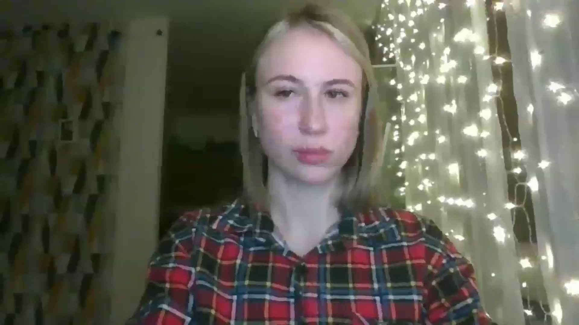 Gallery image thumbnail from Marmelade's myfreecams stream on, 12/20/2024, 23:49 image 2 of 20