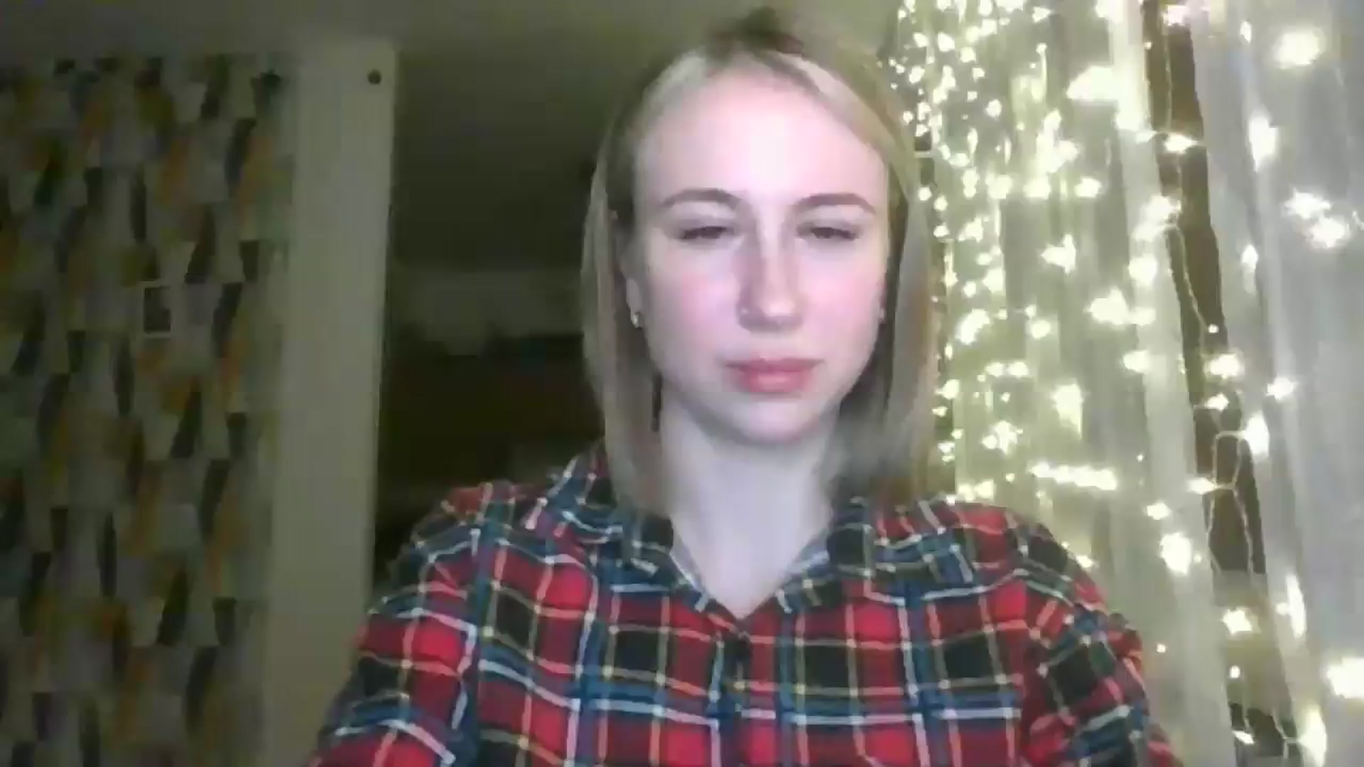 Gallery image thumbnail from Marmelade's myfreecams stream on, 12/20/2024, 23:49 image 16 of 20