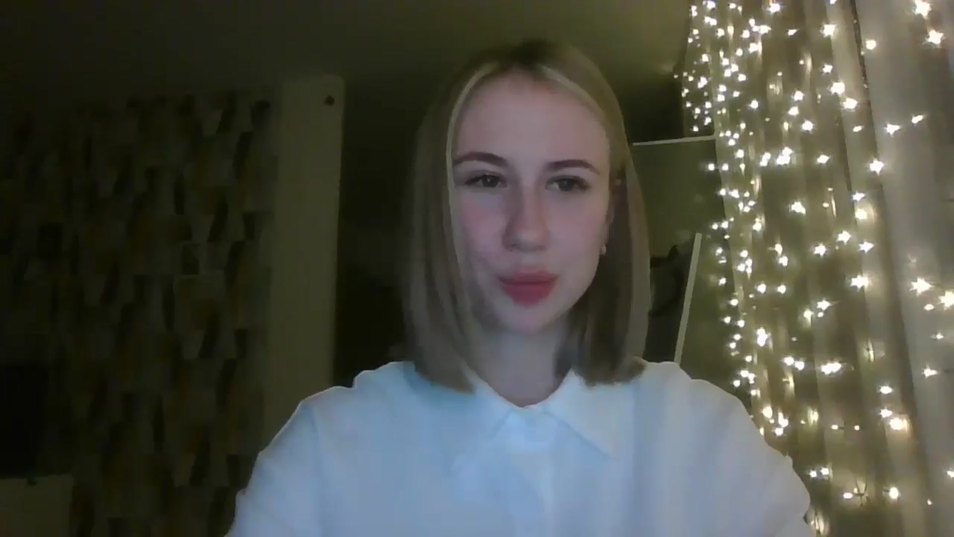 Gallery image thumbnail from Marmelade's myfreecams stream on, 12/22/2024, 23:40 image 17 of 20