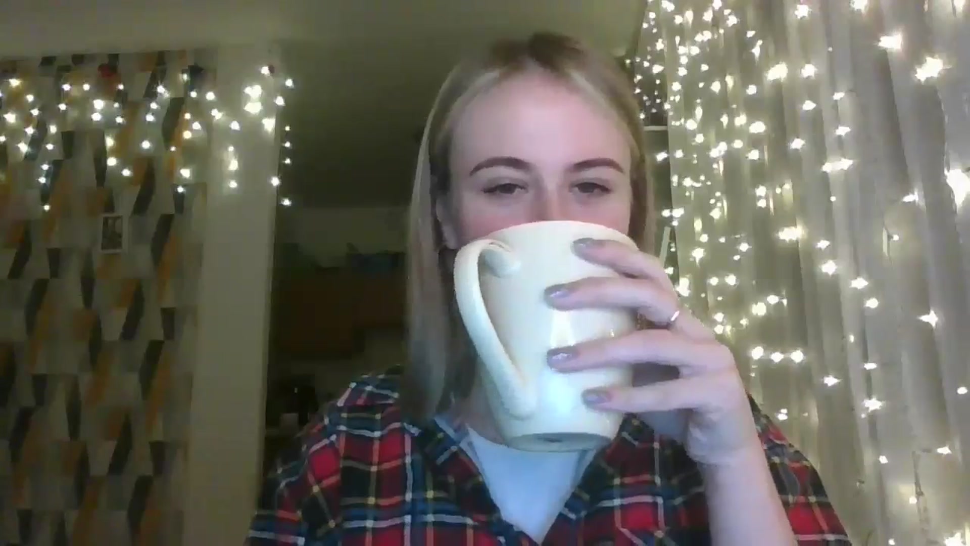 Gallery image thumbnail from Marmelade's myfreecams stream on, 01/11/2025, 22:41 image 15 of 20