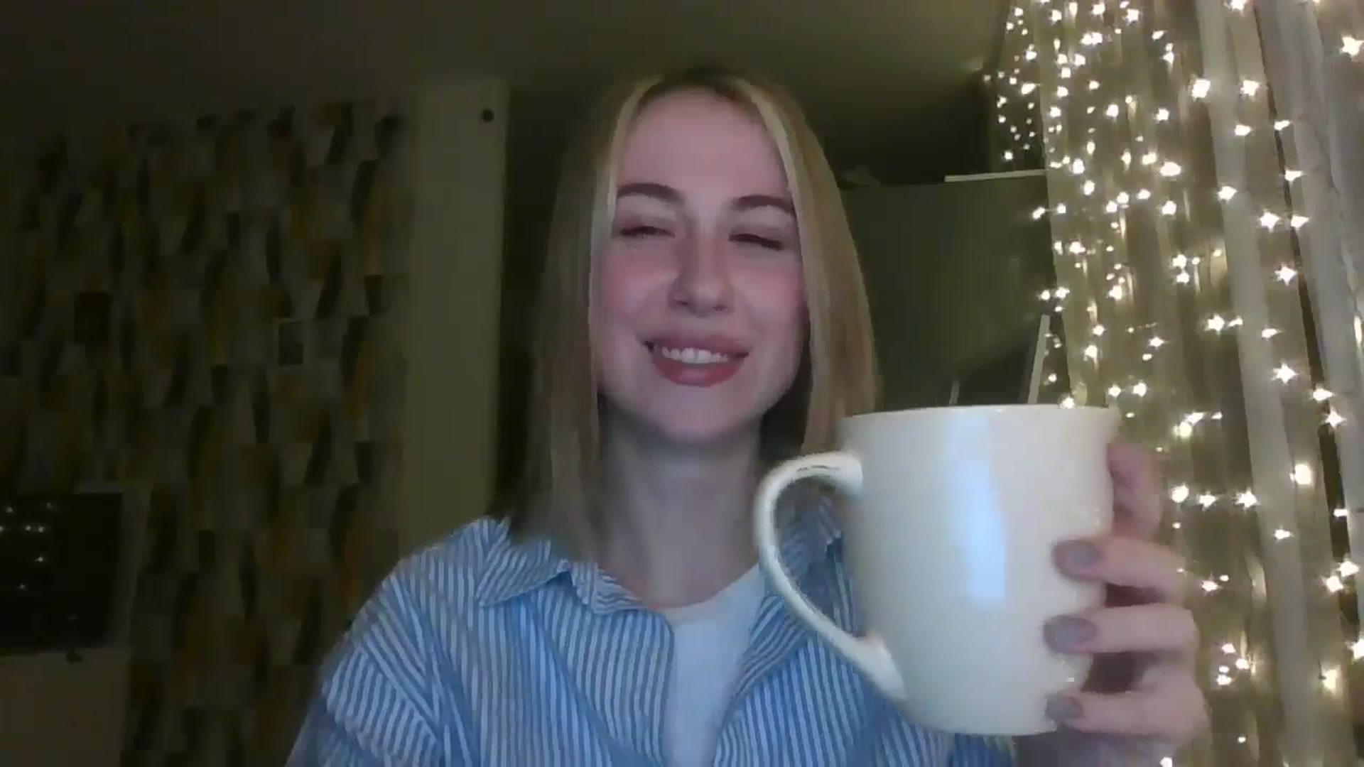 Gallery image thumbnail from Marmelade's myfreecams stream on, 01/13/2025, 23:41 image 3 of 20