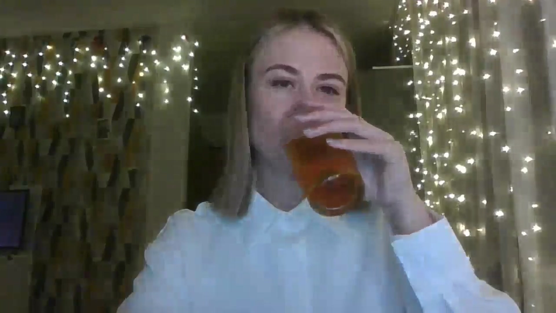 Gallery image thumbnail from Marmelade's myfreecams stream on, 01/15/2025, 23:28 image 2 of 20