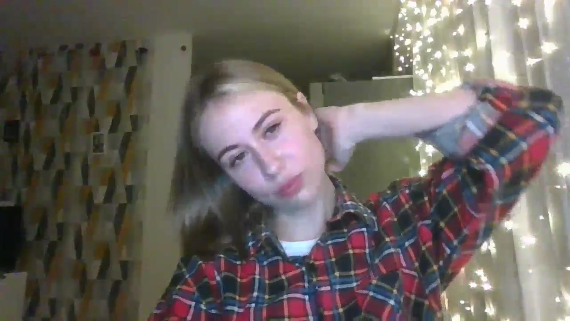 Gallery image thumbnail from Marmelade's myfreecams stream on, 01/17/2025, 23:32 image 8 of 20