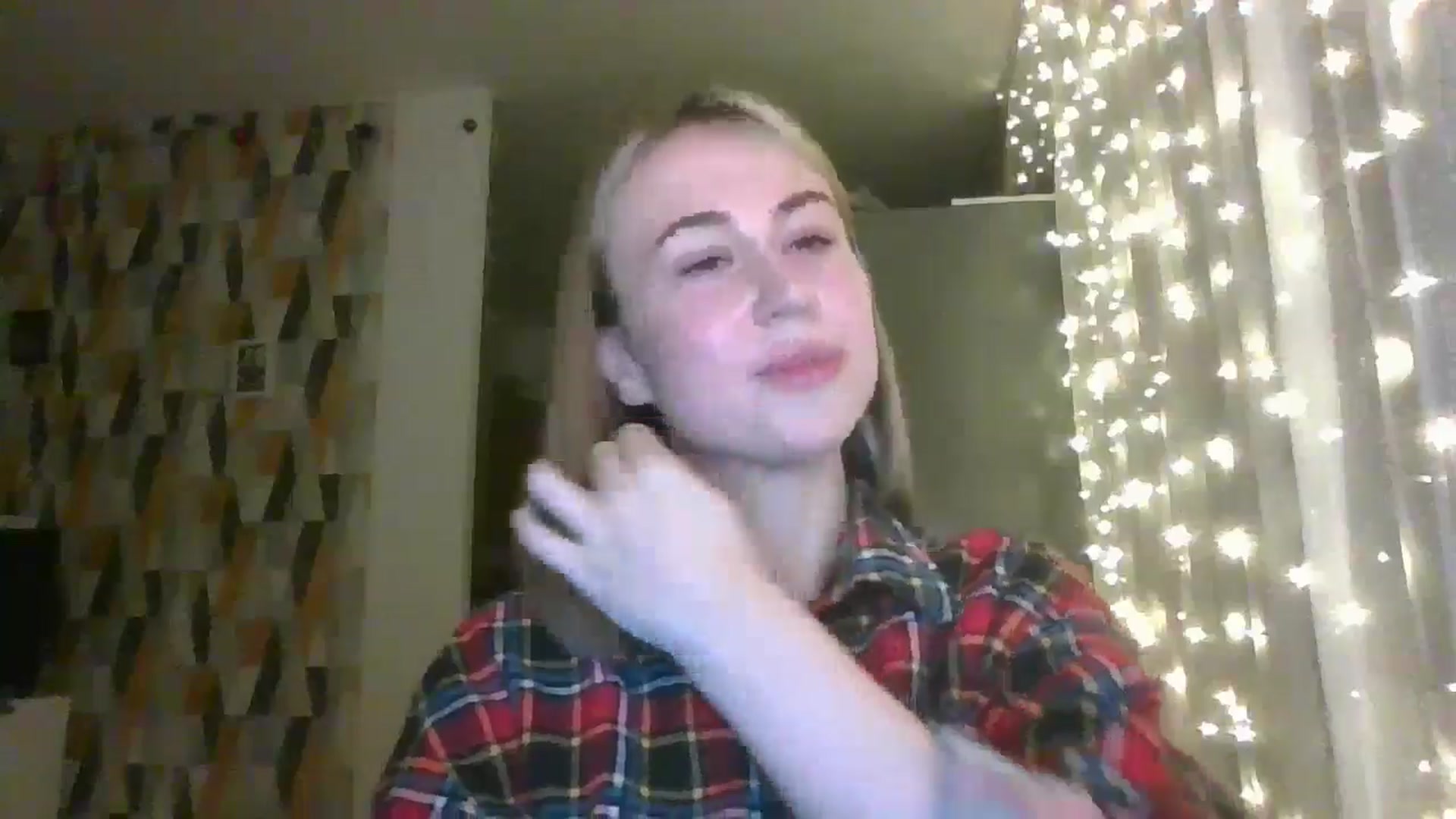 Gallery image thumbnail from Marmelade's myfreecams stream on, 01/17/2025, 23:32 image 12 of 20