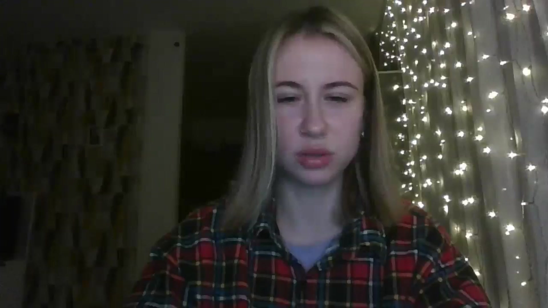 Gallery image thumbnail from Marmelade's myfreecams stream on, 01/23/2025, 24:01 image 3 of 20