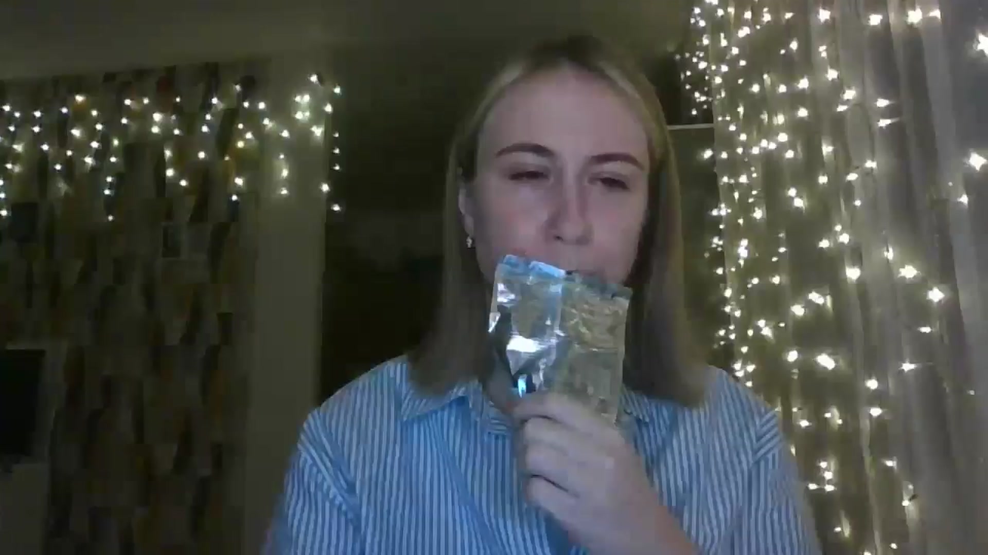Gallery image thumbnail from Marmelade's myfreecams stream on, 01/27/2025, 21:51 image 6 of 20