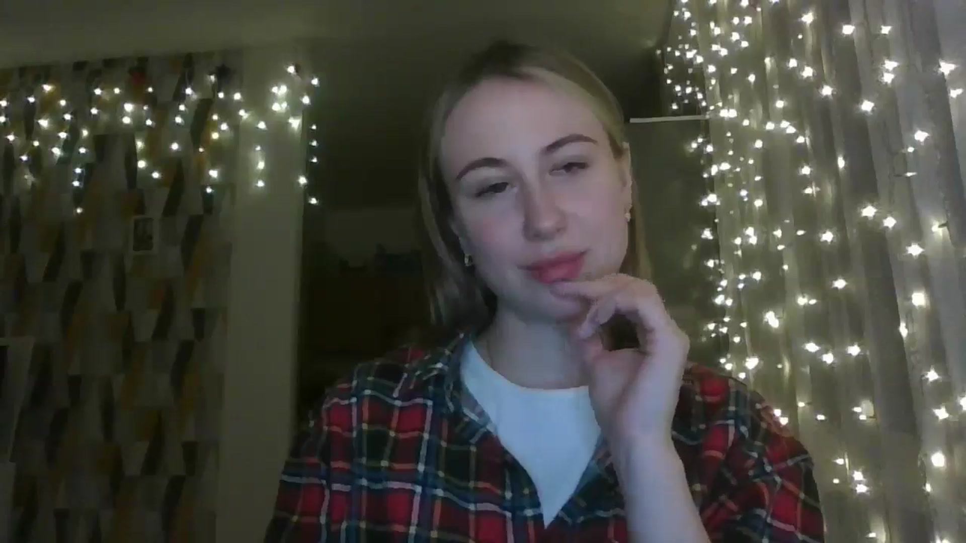 Gallery image thumbnail from Marmelade's myfreecams stream on, 02/01/2025, 22:51 image 19 of 20