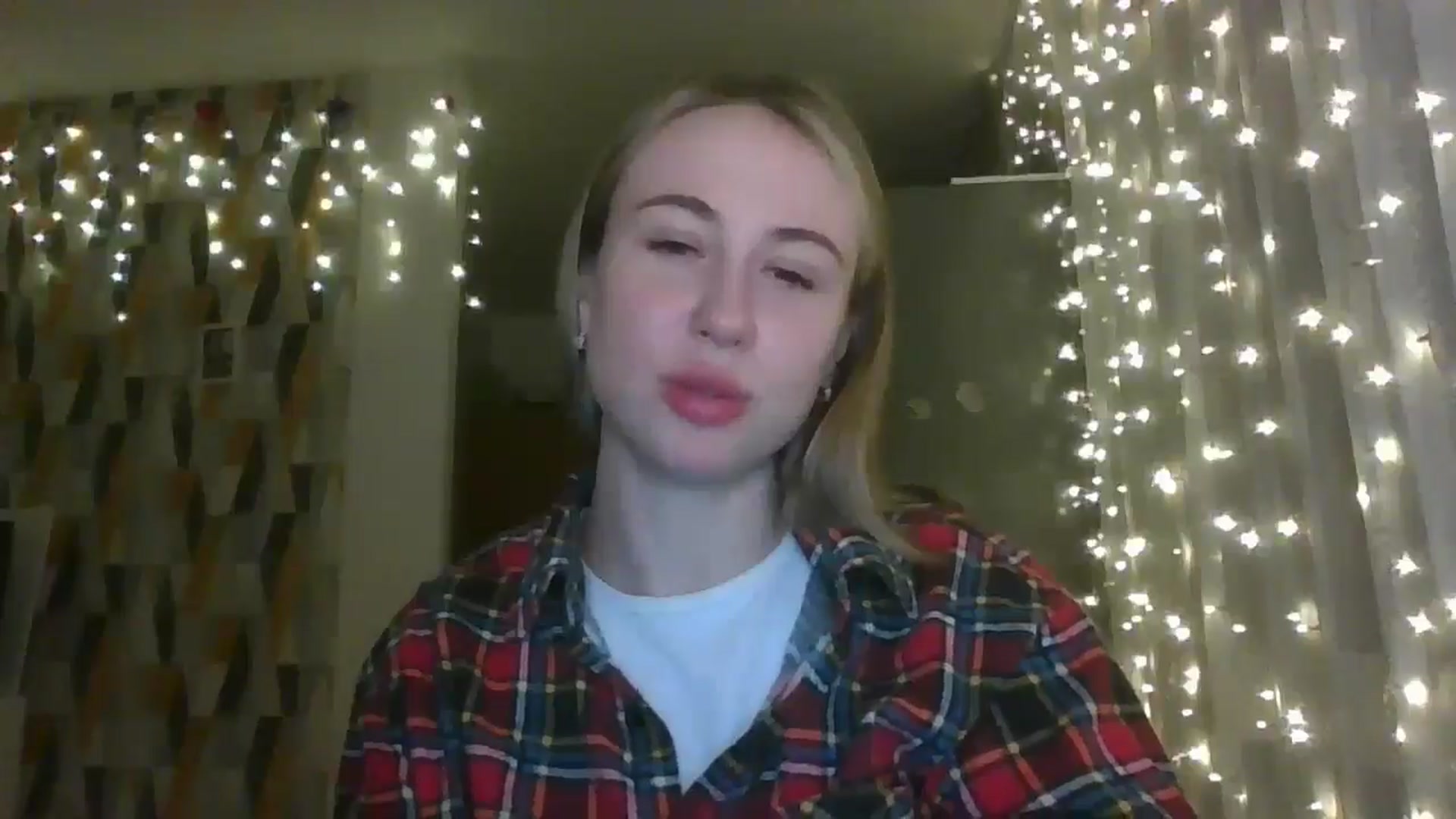 Gallery image thumbnail from Marmelade's myfreecams stream on, 02/01/2025, 22:51 image 16 of 20