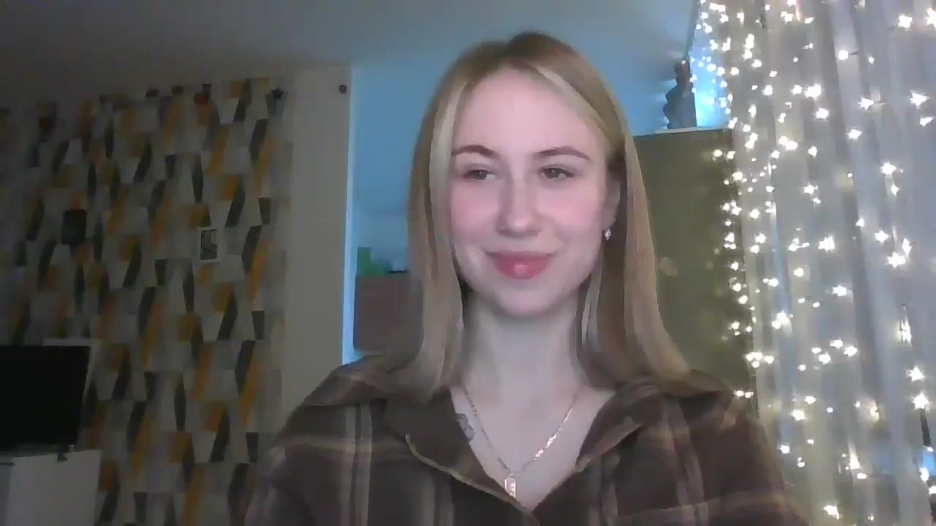 Gallery image thumbnail from Marmelade's myfreecams stream on, 02/06/2025, 15:31 image 7 of 20