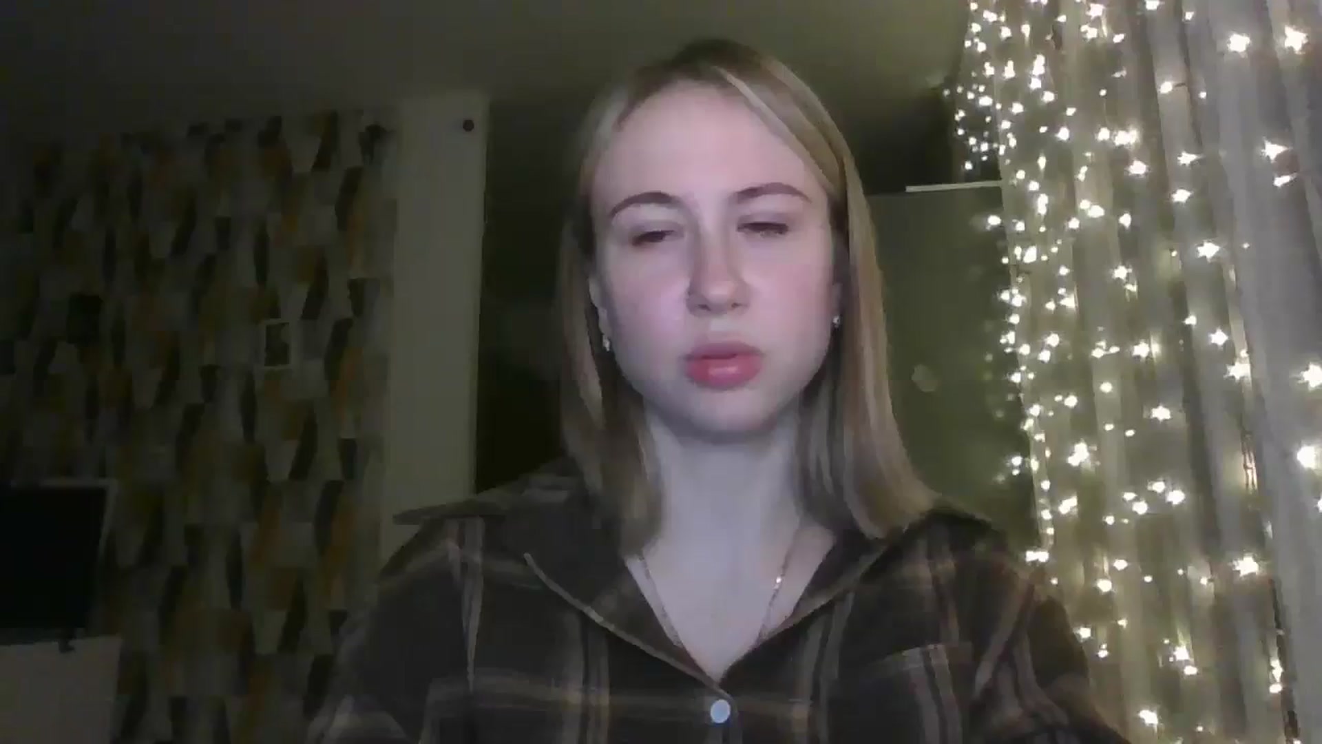 Gallery image thumbnail from Marmelade's myfreecams stream on, 02/06/2025, 16:54 image 6 of 20