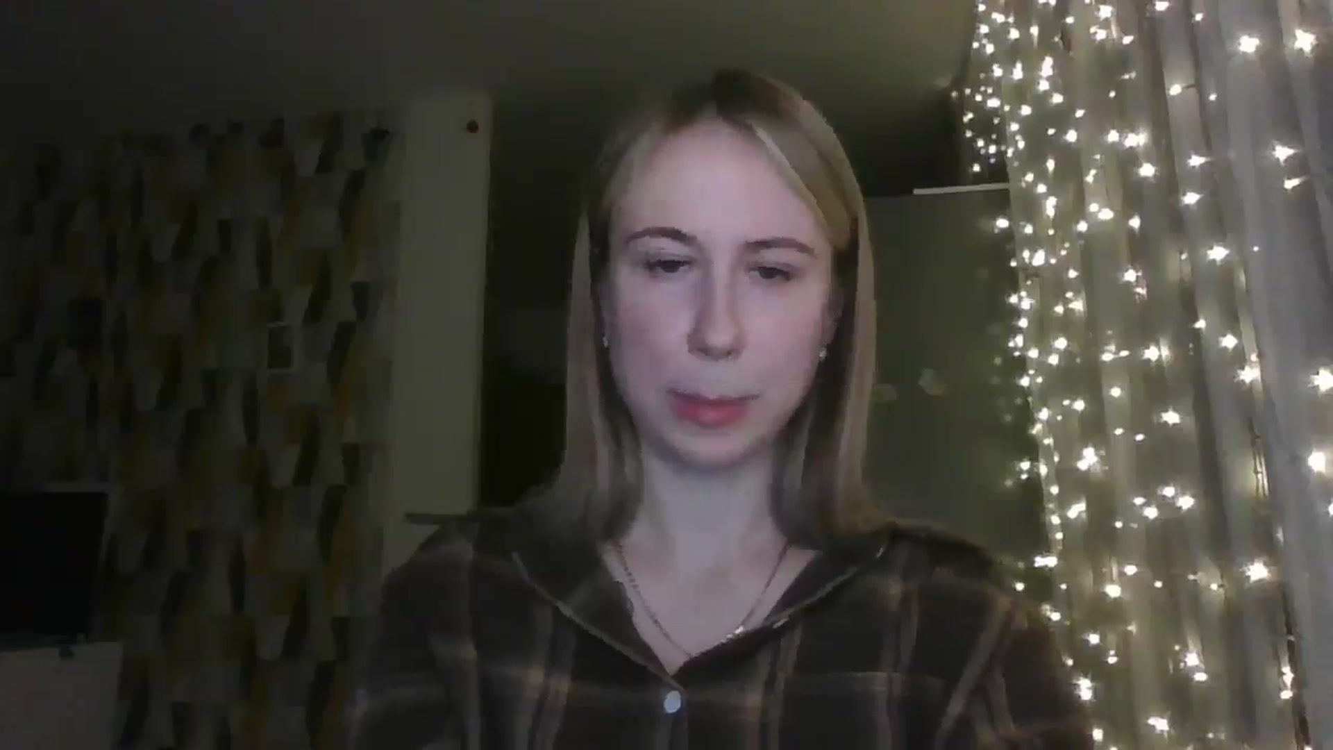 Gallery image thumbnail from Marmelade's myfreecams stream on, 02/06/2025, 16:54 image 17 of 20