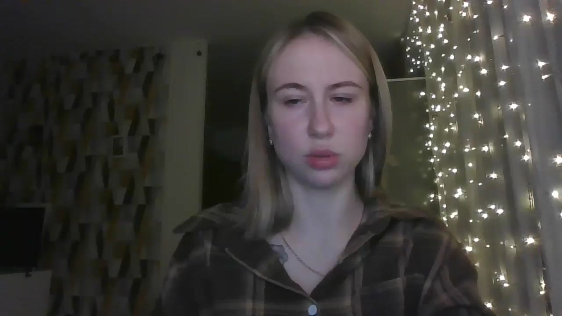 Gallery image thumbnail from Marmelade's myfreecams stream on, 02/06/2025, 16:54 image 2 of 20