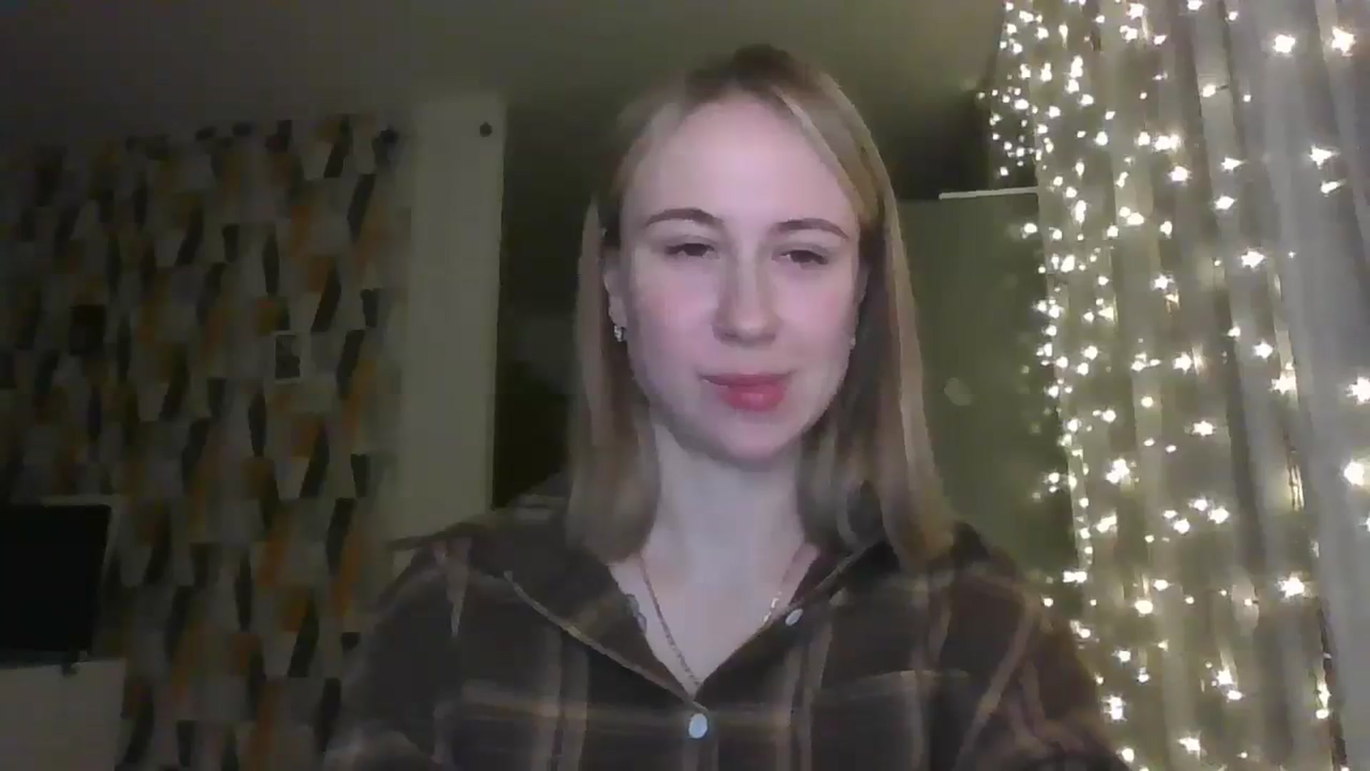 Gallery image thumbnail from Marmelade's myfreecams stream on, 02/06/2025, 16:54 image 10 of 20