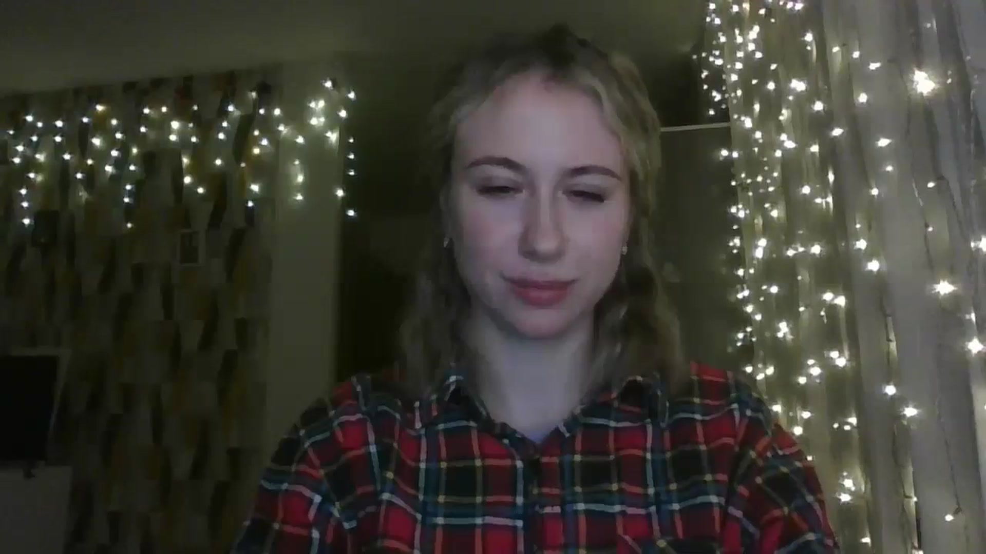 Gallery image thumbnail from Marmelade's myfreecams stream on, 02/07/2025, 18:44 image 4 of 20