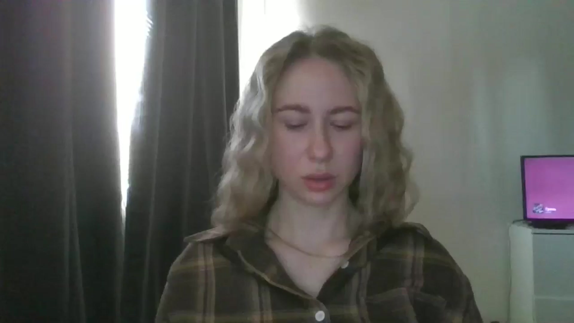 Gallery image thumbnail from Marmelade's myfreecams stream on, 03/21/2025, 13:15 image 2 of 20