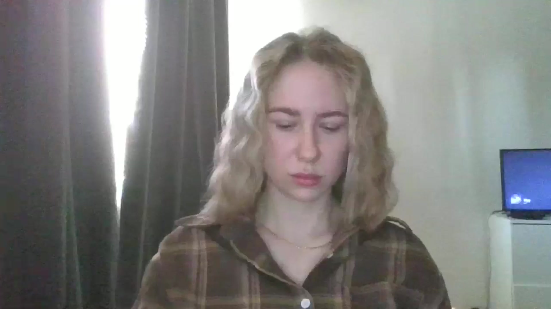 Gallery image thumbnail from Marmelade's myfreecams stream on, 03/21/2025, 13:15 image 4 of 20