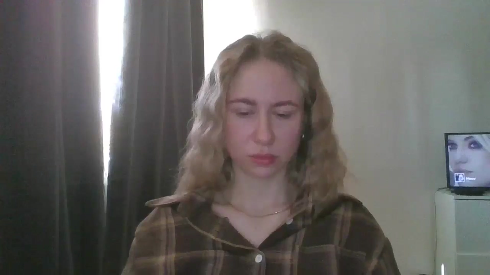 Gallery image thumbnail from Marmelade's myfreecams stream on, 03/21/2025, 13:15 image 19 of 20