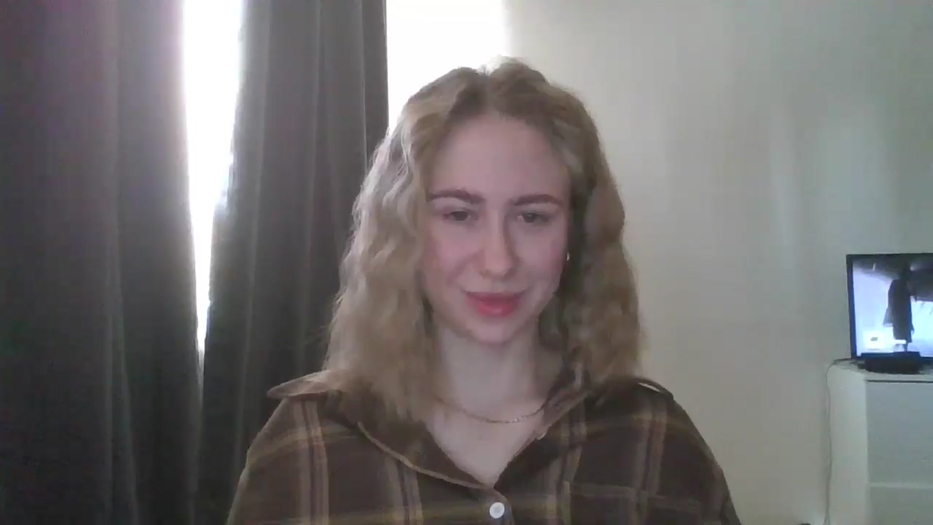 Gallery image thumbnail from Marmelade's myfreecams stream on, 03/21/2025, 13:15 image 14 of 20