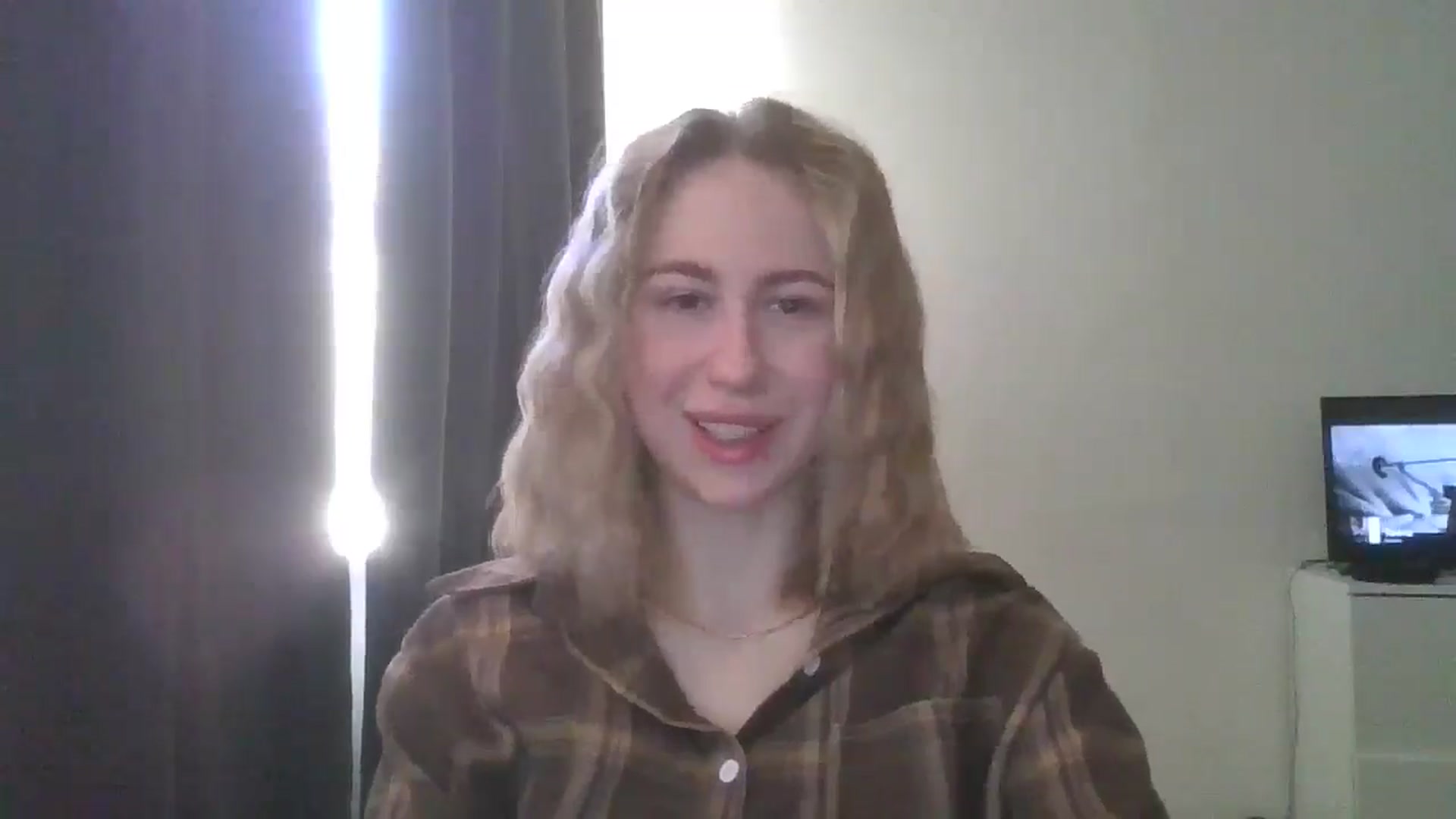 Gallery image thumbnail from Marmelade's myfreecams stream on, 03/21/2025, 13:48 image 2 of 20