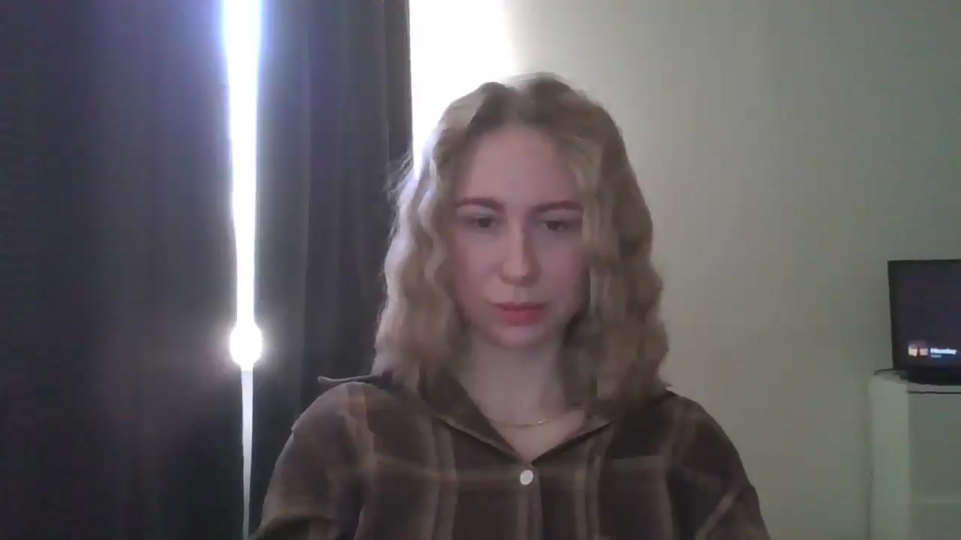 Gallery image thumbnail from Marmelade's myfreecams stream on, 03/21/2025, 14:08 image 4 of 20