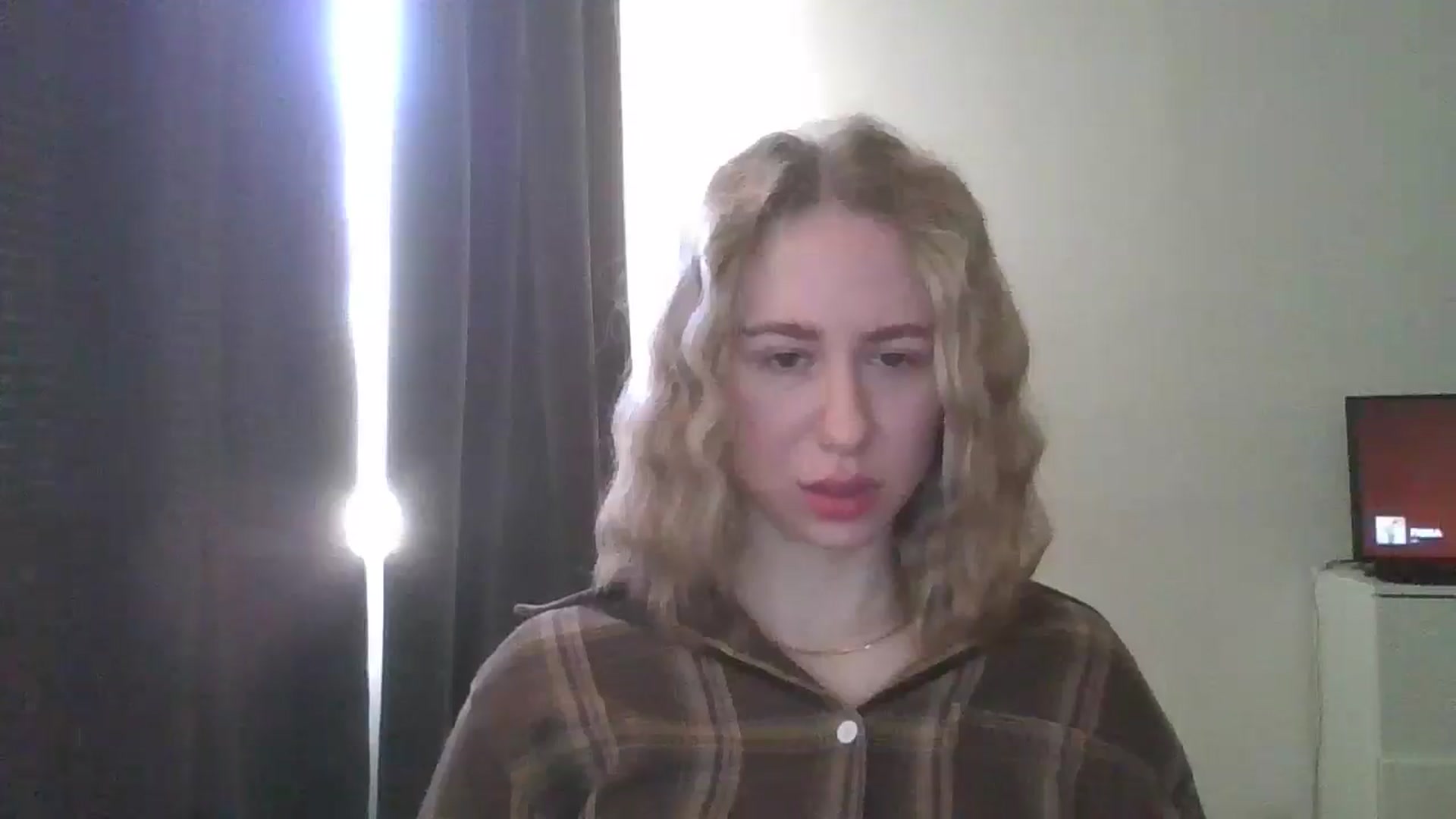 Gallery image thumbnail from Marmelade's myfreecams stream on, 03/21/2025, 14:08 image 5 of 20