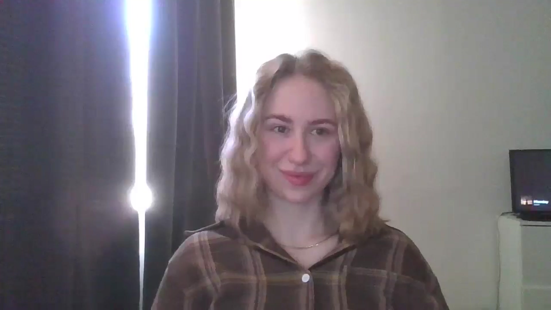 Gallery image thumbnail from Marmelade's myfreecams stream on, 03/21/2025, 14:08 image 2 of 20