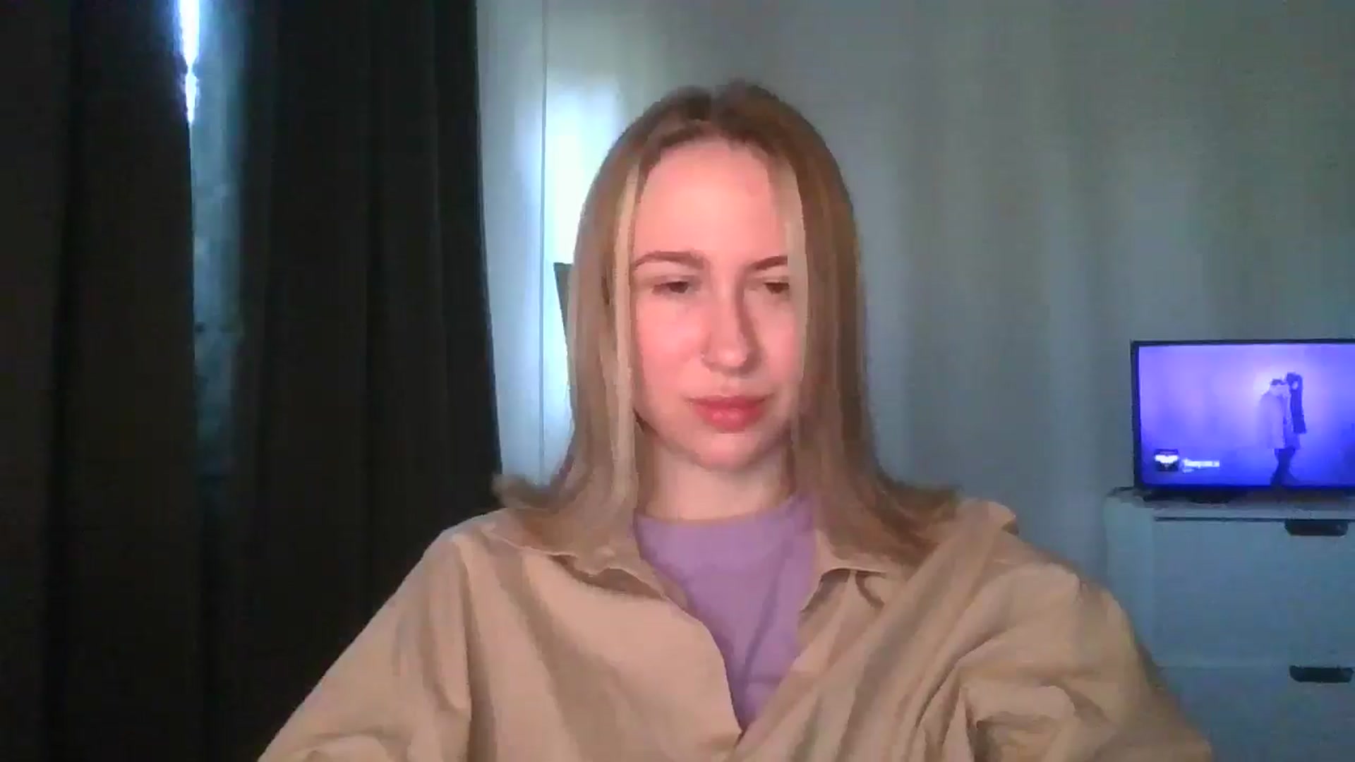 Gallery image thumbnail from Marmelade's myfreecams stream on, 03/22/2025, 09:59 image 9 of 20