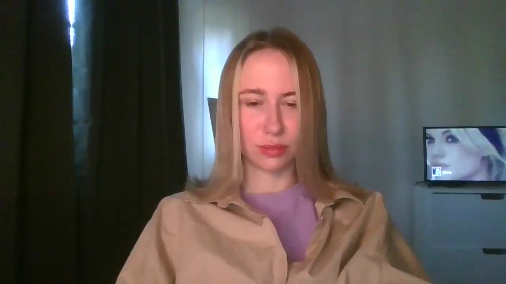 Gallery image thumbnail from Marmelade's myfreecams stream on, 03/22/2025, 09:59 image 5 of 20