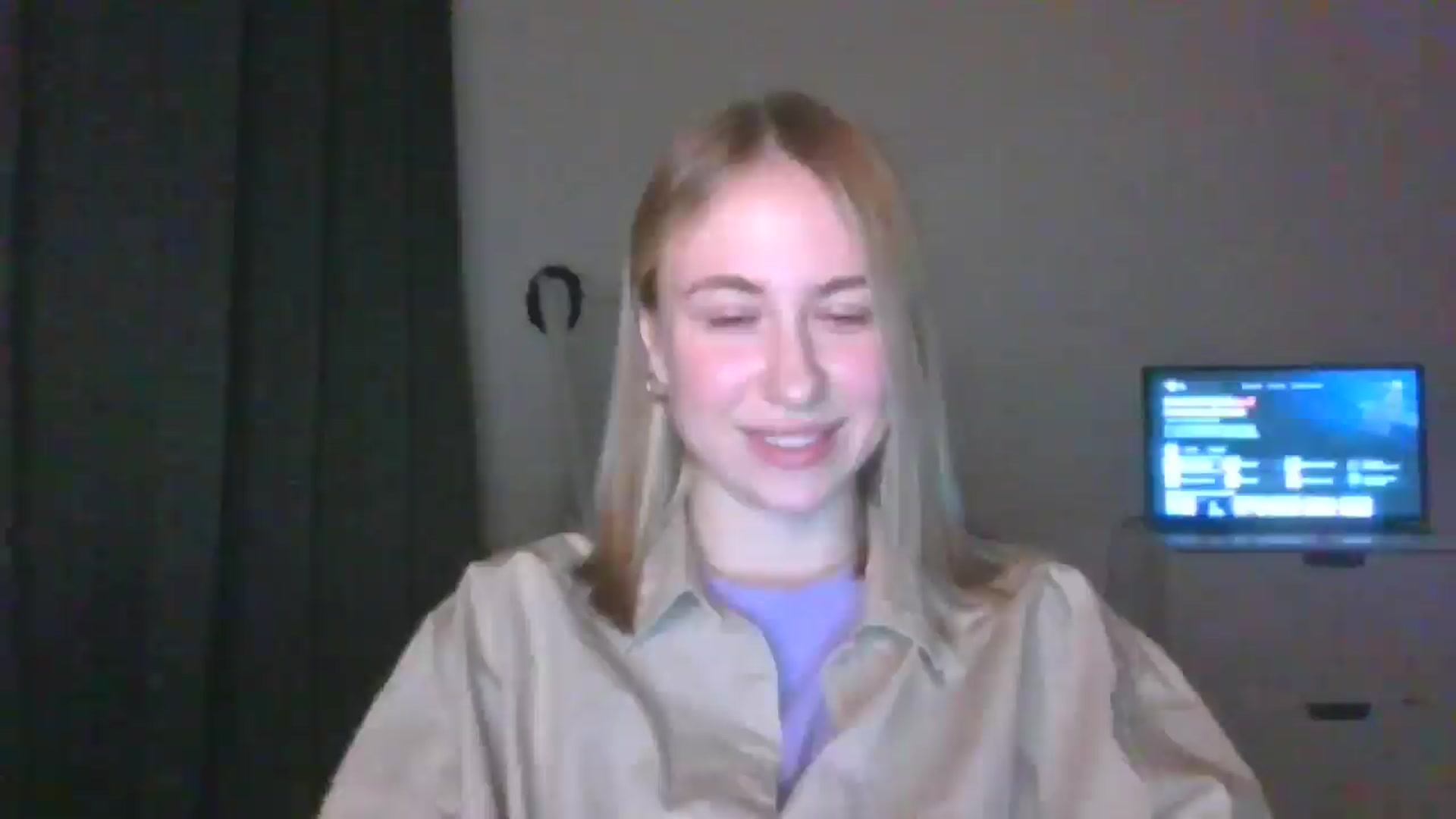 Gallery image thumbnail from Marmelade's myfreecams stream on, 03/24/2025, 22:48 image 8 of 20