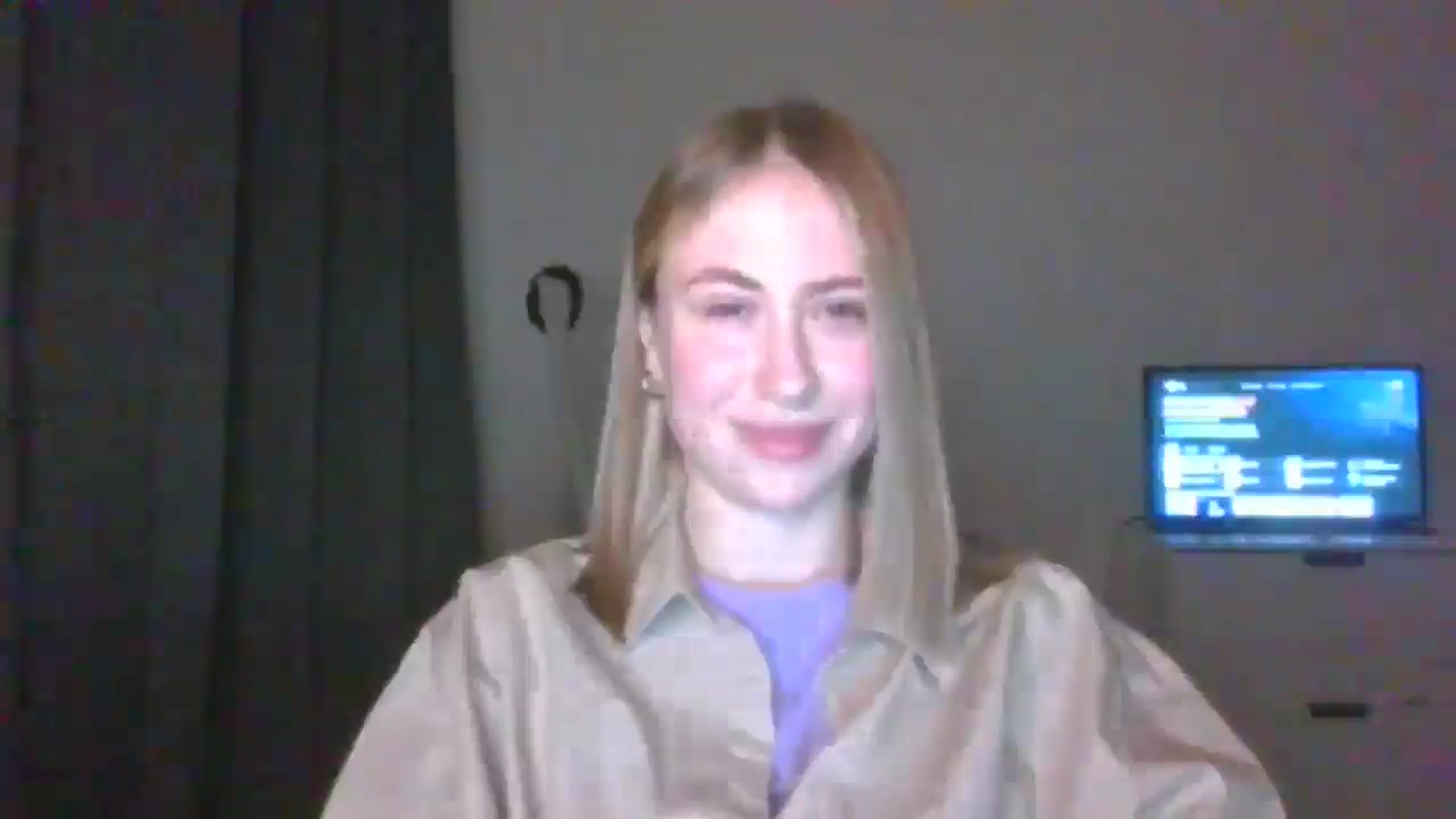 Gallery image thumbnail from Marmelade's myfreecams stream on, 03/24/2025, 22:48 image 3 of 20