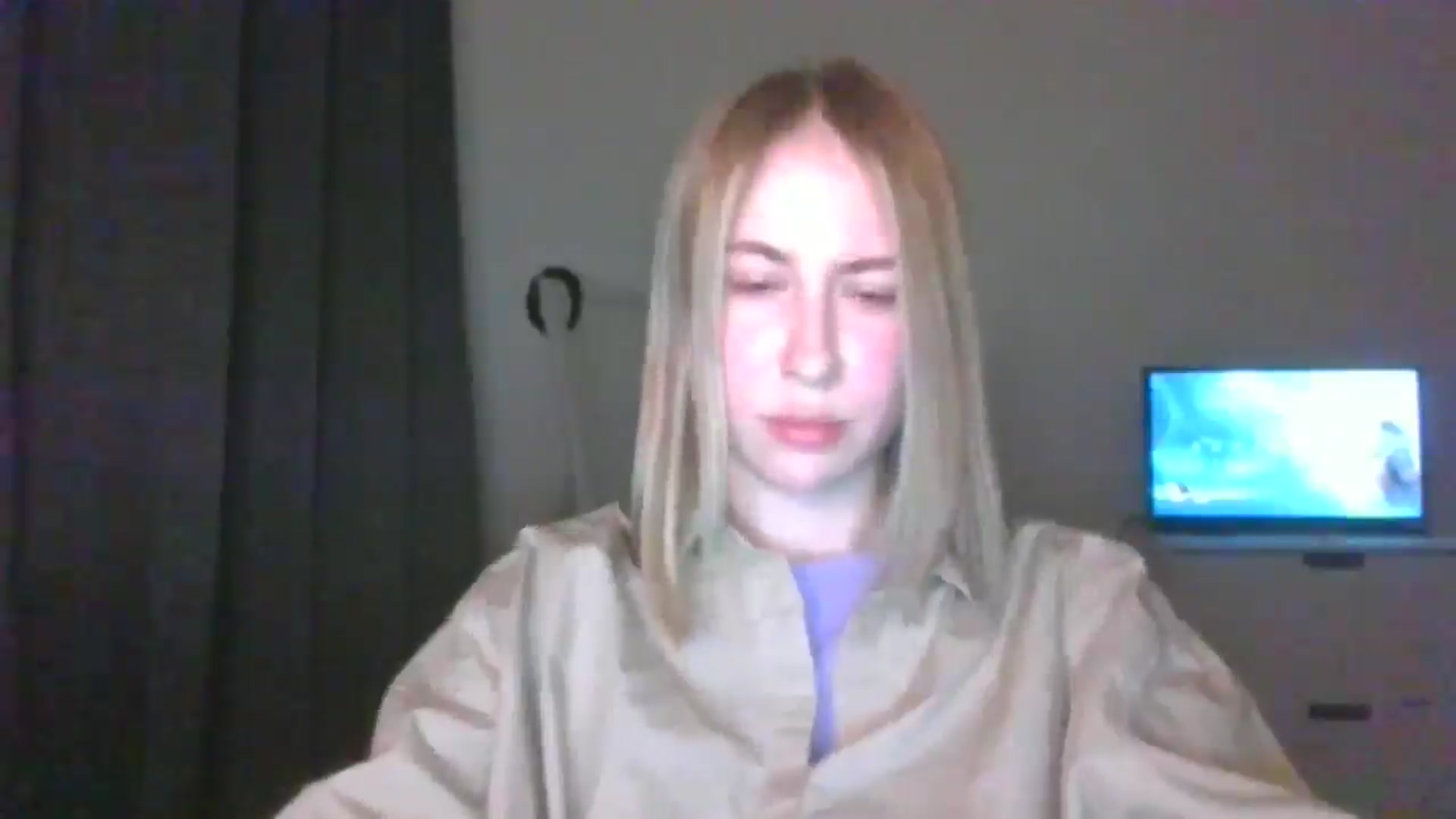 Gallery image thumbnail from Marmelade's myfreecams stream on, 03/24/2025, 23:38 image 2 of 20