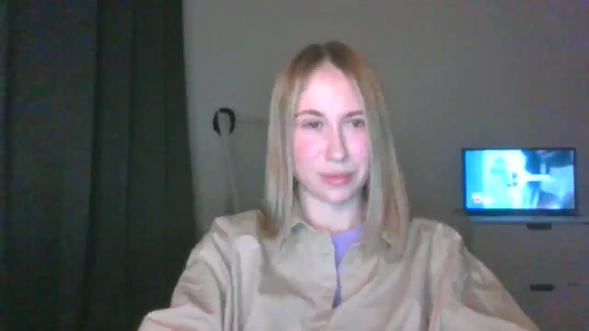 Gallery image thumbnail from Marmelade's myfreecams stream on, 03/24/2025, 23:38 image 6 of 20
