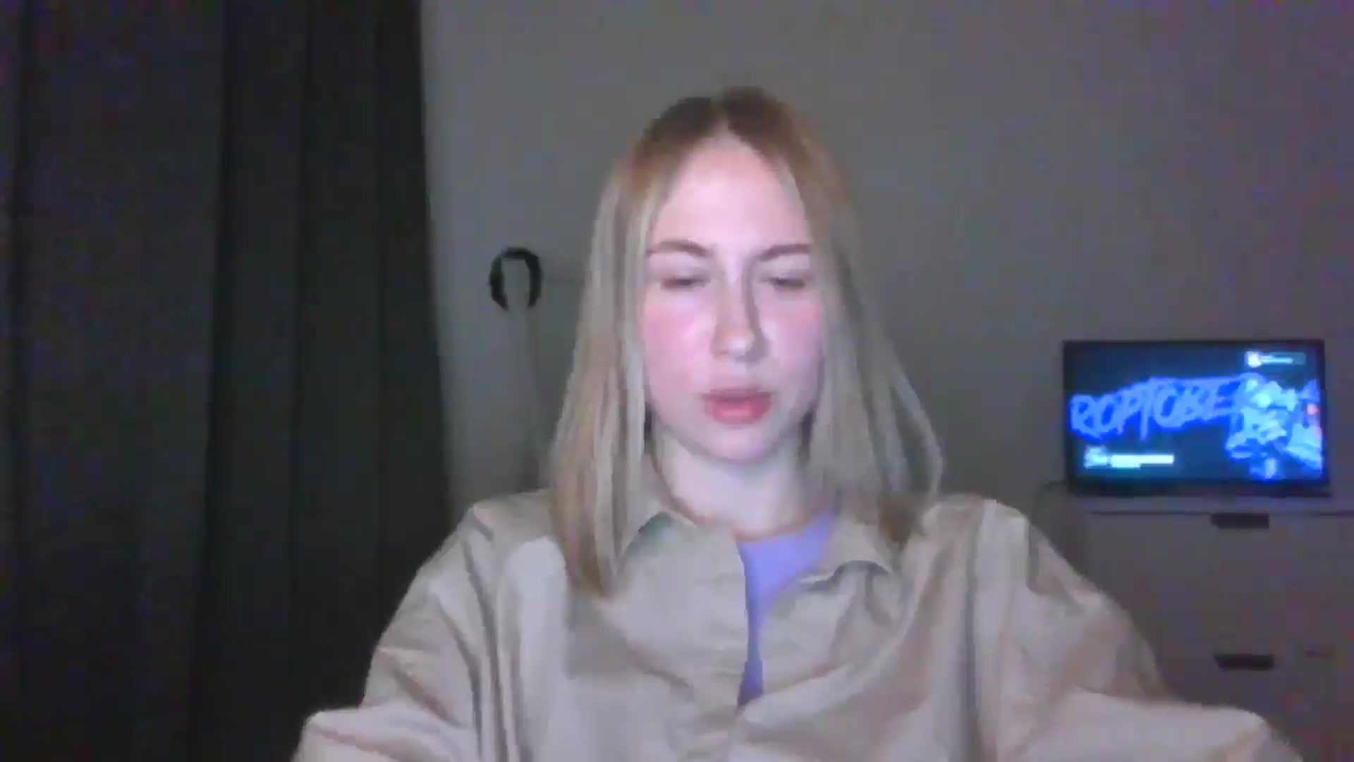 Gallery image thumbnail from Marmelade's myfreecams stream on, 03/24/2025, 23:38 image 12 of 20