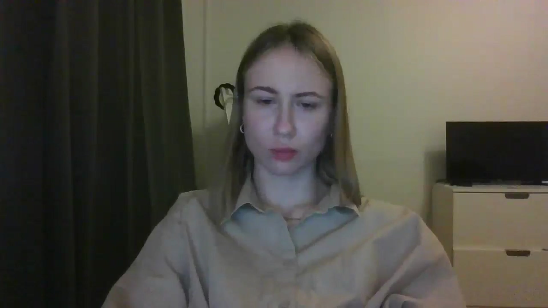 Gallery image thumbnail from Marmelade's myfreecams stream on, 03/25/2025, 23:07 image 16 of 20
