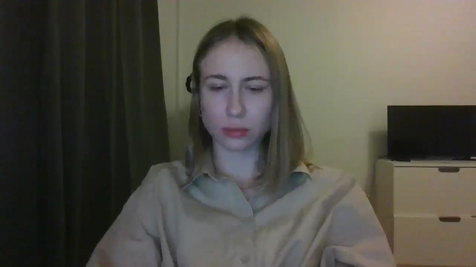 Gallery image thumbnail from Marmelade's myfreecams stream on, 03/25/2025, 23:07 image 12 of 20