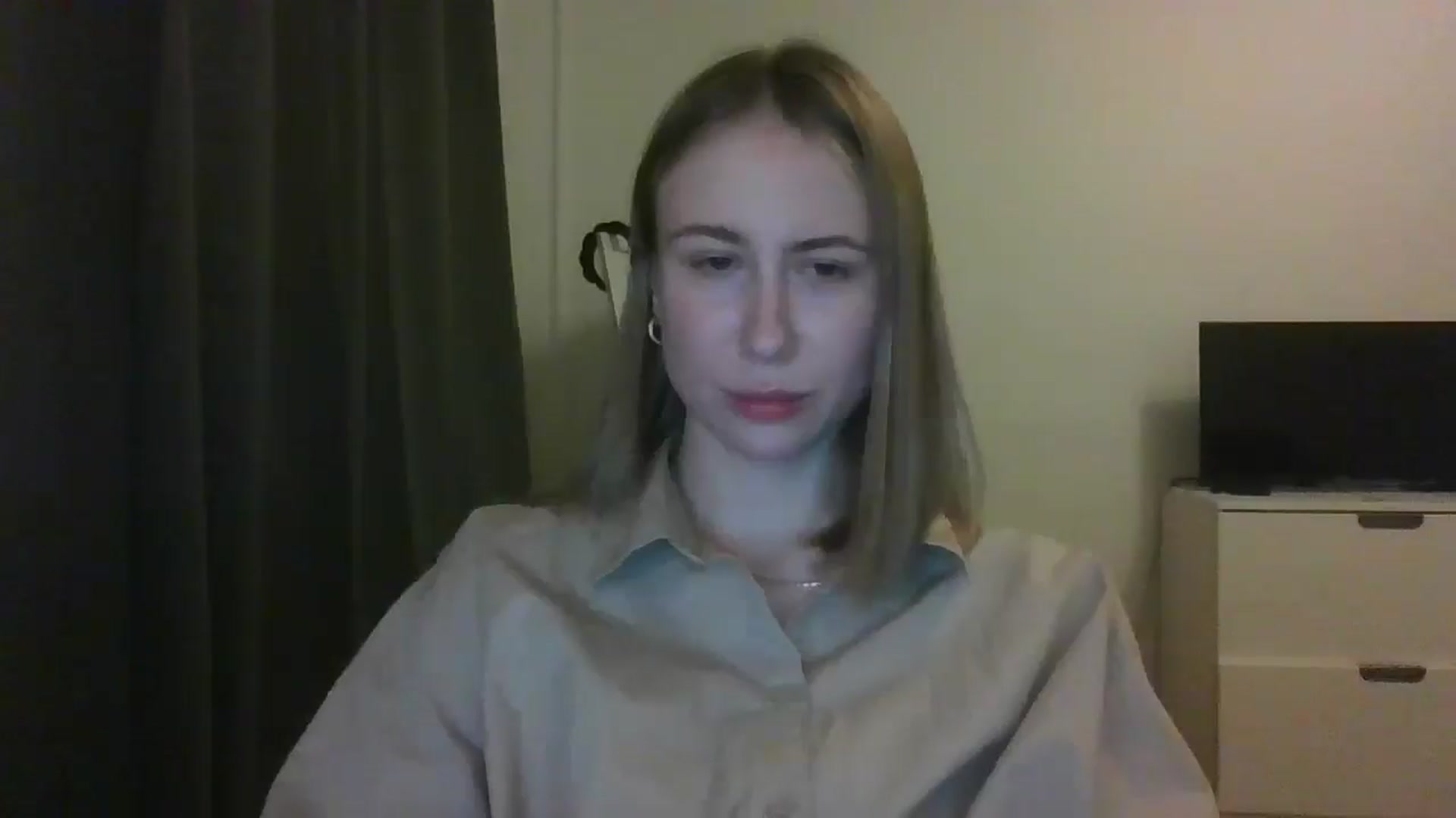 Gallery image thumbnail from Marmelade's myfreecams stream on, 03/25/2025, 23:07 image 10 of 20